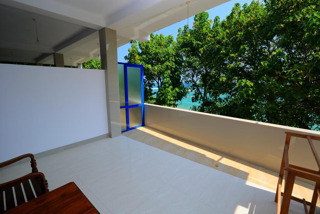 Paradise Beach Resort & Diving School Mirissa Kamer foto